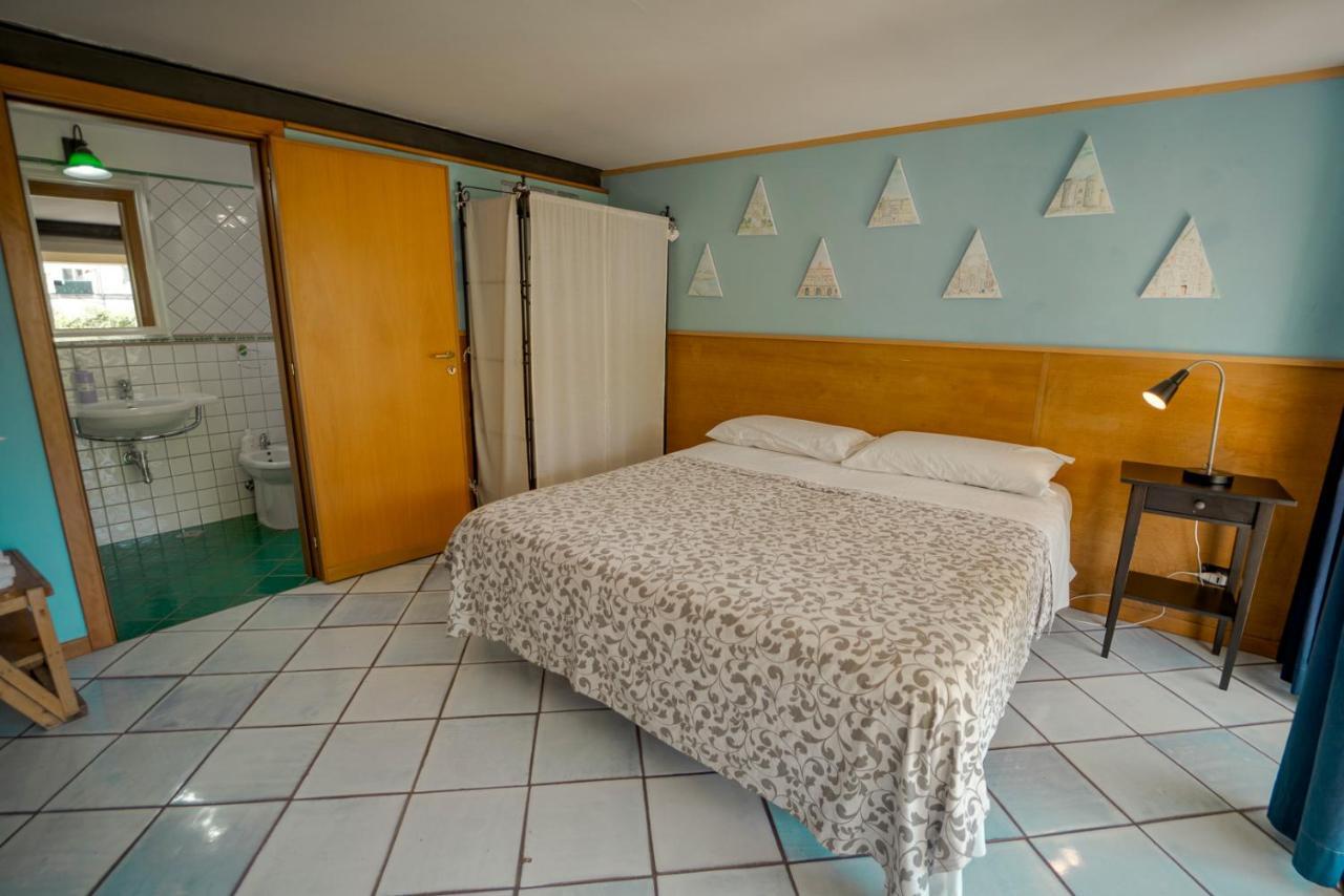 Domus Vesuvia Bed and Breakfast Torre Annunziata Exteriör bild