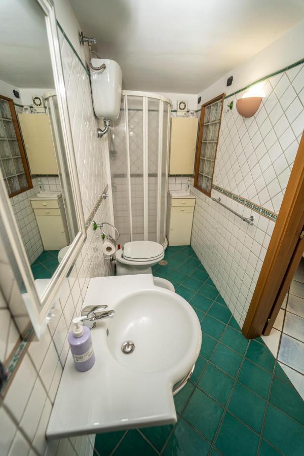 Domus Vesuvia Bed and Breakfast Torre Annunziata Exteriör bild